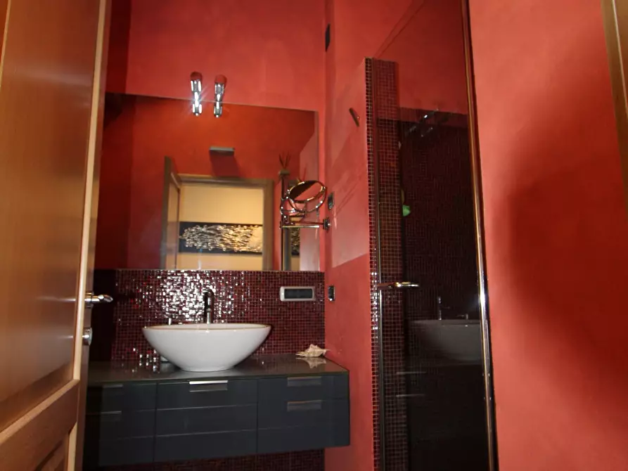 Immagine 21 di Villa in vendita  in Via Augusto Ferrari a Valsamoggia