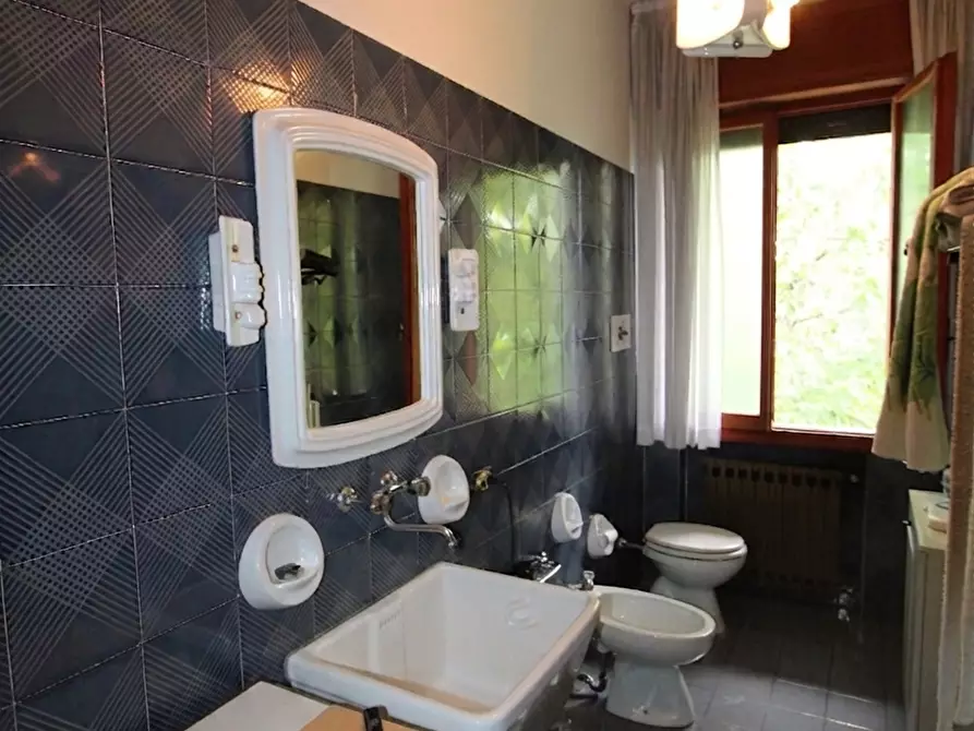 Immagine 12 di Casa indipendente in vendita  in Via Canova 107 a Valsamoggia