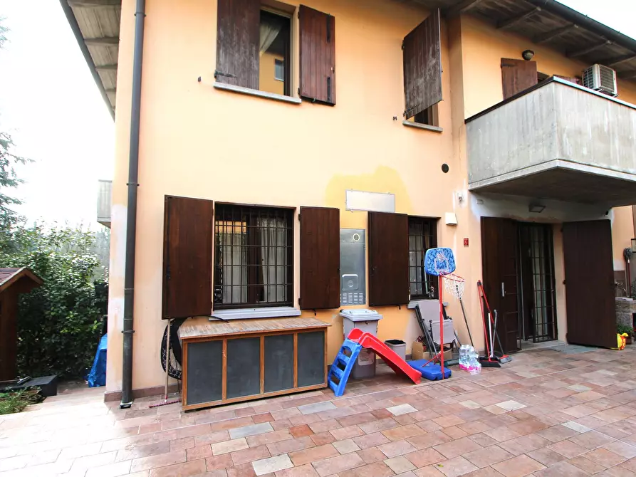 Immagine 38 di Appartamento in vendita  in Via E. Carnevali a Valsamoggia