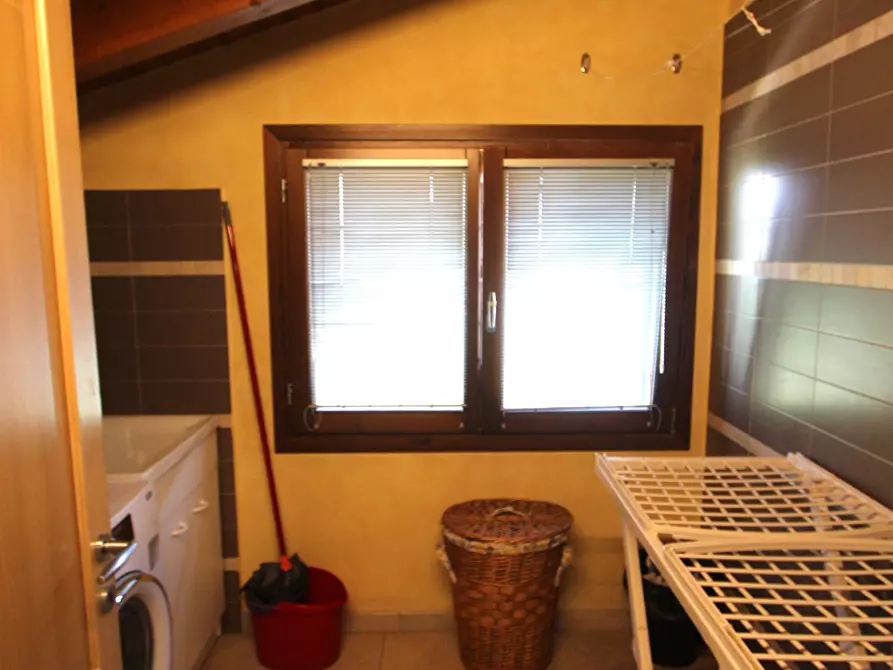 Immagine 41 di Villa in vendita  in Via Augusto Ferrari a Valsamoggia