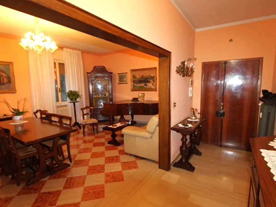 Immagine 17 di Appartamento in vendita  in Via G. Matteotti a Valsamoggia