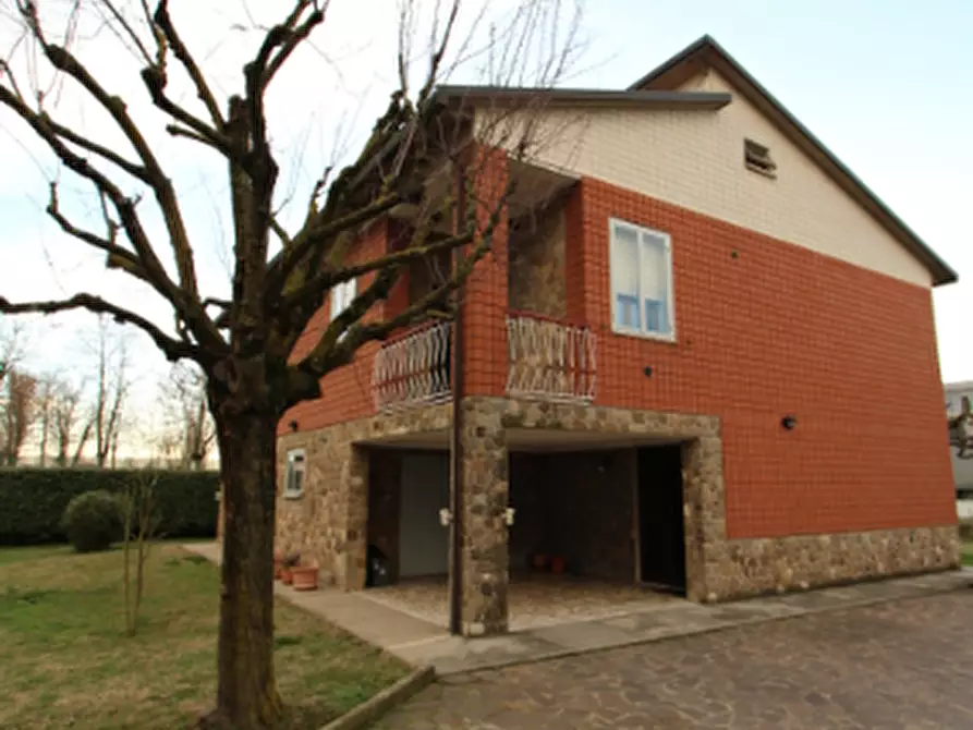 Immagine 17 di Casa indipendente in vendita  in Via Tombetto 18-22 a Valsamoggia