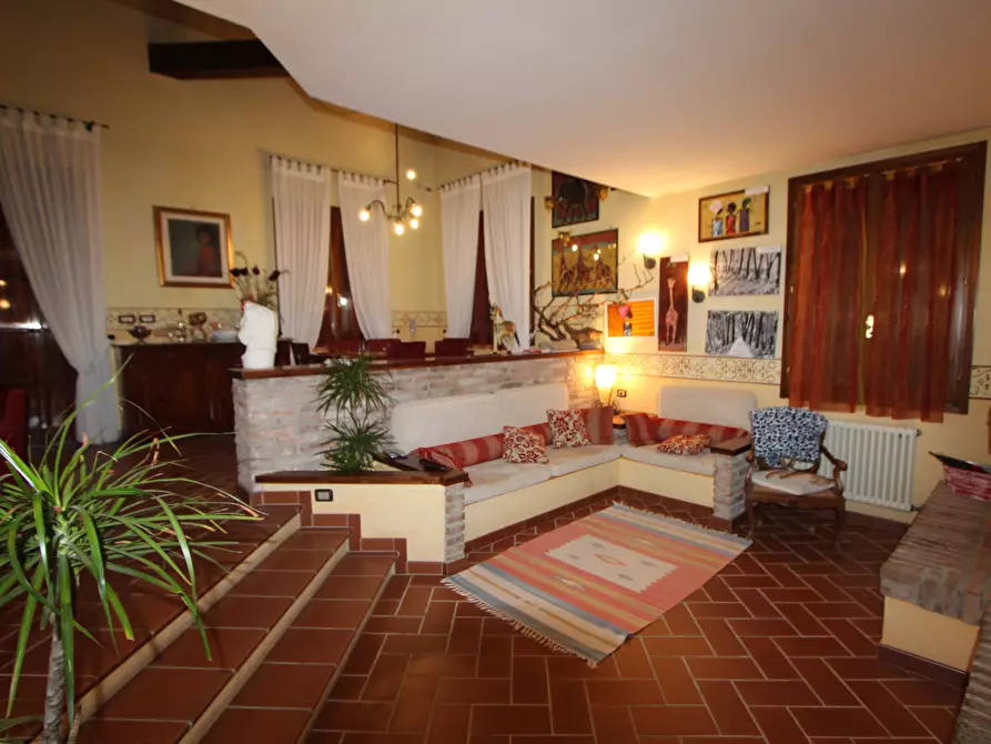 Immagine 35 di Porzione di casa in vendita  in Via Marco Biagi a Valsamoggia