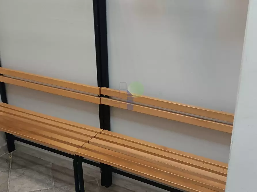 Immagine 10 di Attività artigianale in vendita  in Viale Giacomo Leopardi 41 a Livorno