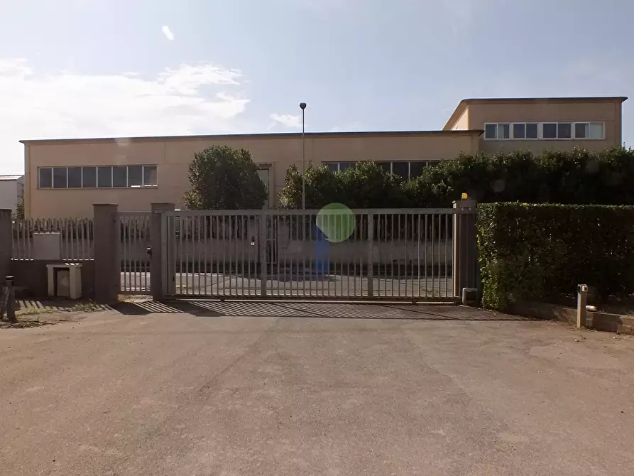 Immagine 22 di Attività artigianale in vendita  in via Arno 22 a Piombino