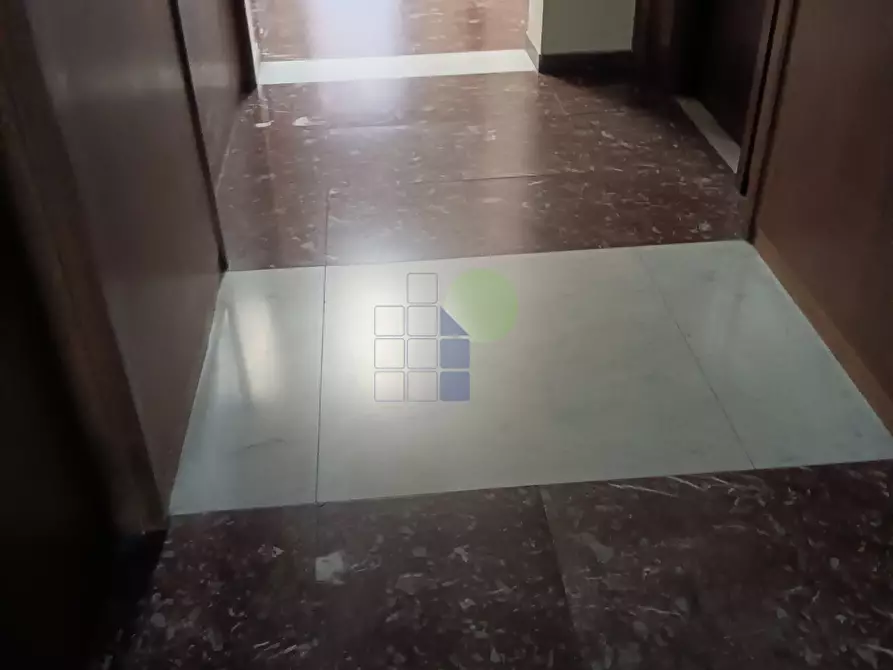 Immagine 18 di Ufficio in vendita  in Piazza Cavour 21 a Livorno