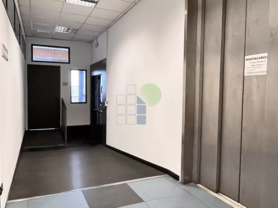 Immagine 10 di Ufficio in affitto  in Via Toscana 6 a Livorno