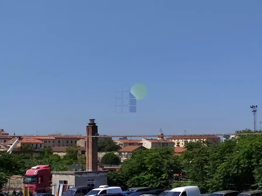 Immagine 13 di Attività artigianale in vendita  in Via Francesco Pera 1 a Livorno