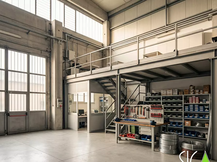 Immagine 4 di Capannone industriale in vendita  a Santo Stefano Di Magra
