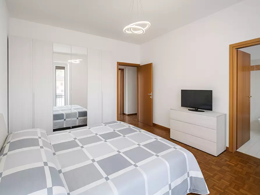 Immagine 20 di Trilocale in vendita  in Via Torino 11 a Arona