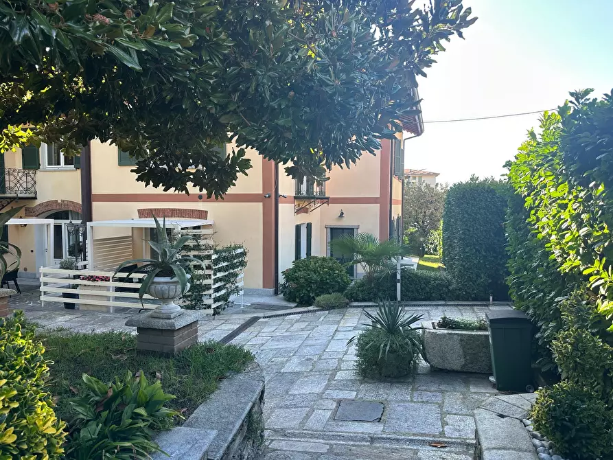 Immagine 18 di Bilocale in affitto  in Via Partigiani 1 a Arona