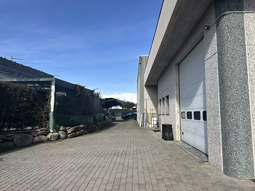 Immagine 8 di Attività artigianale in vendita  a Briga Novarese