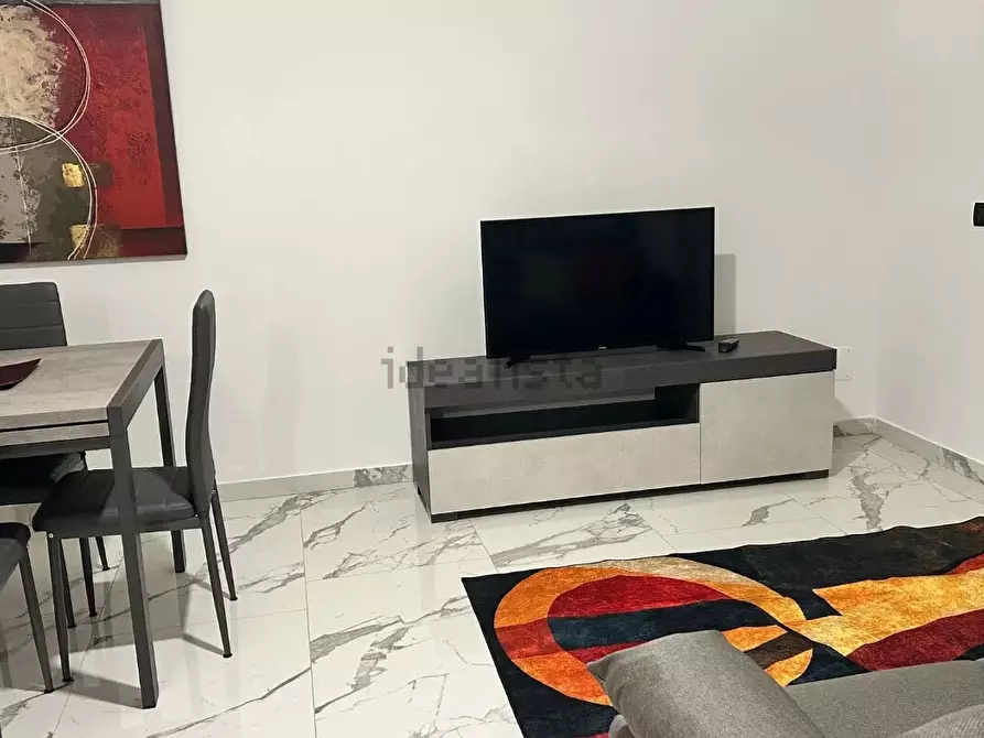 Immagine 4 di Bilocale in affitto  in Via Lago di Garda 1 a Arona