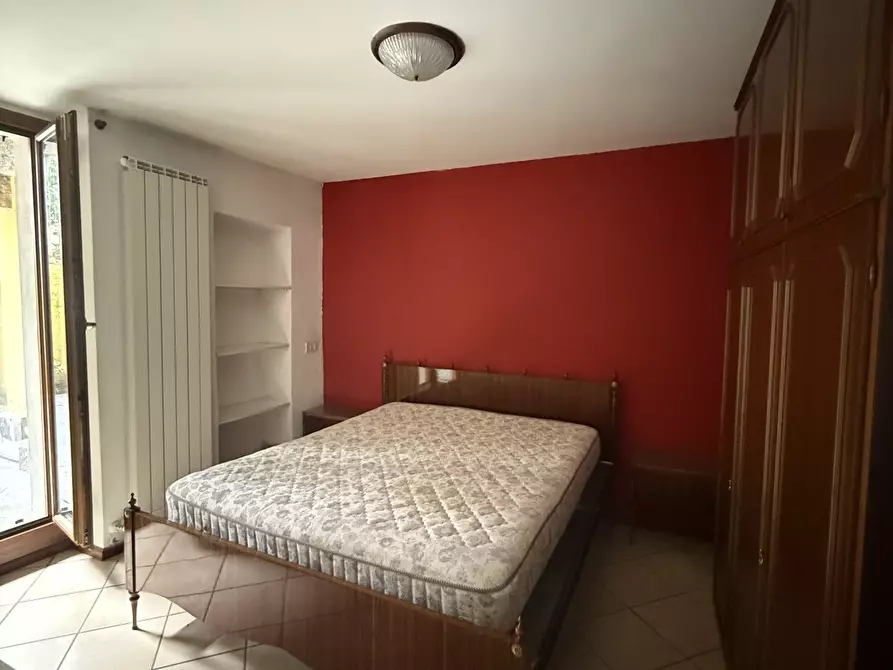 Immagine 20 di Bilocale in vendita  in Via Manzoni 1 a Arona