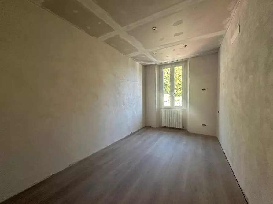 Immagine 30 di Trilocale in vendita  in Via Partigiani 1 a Arona