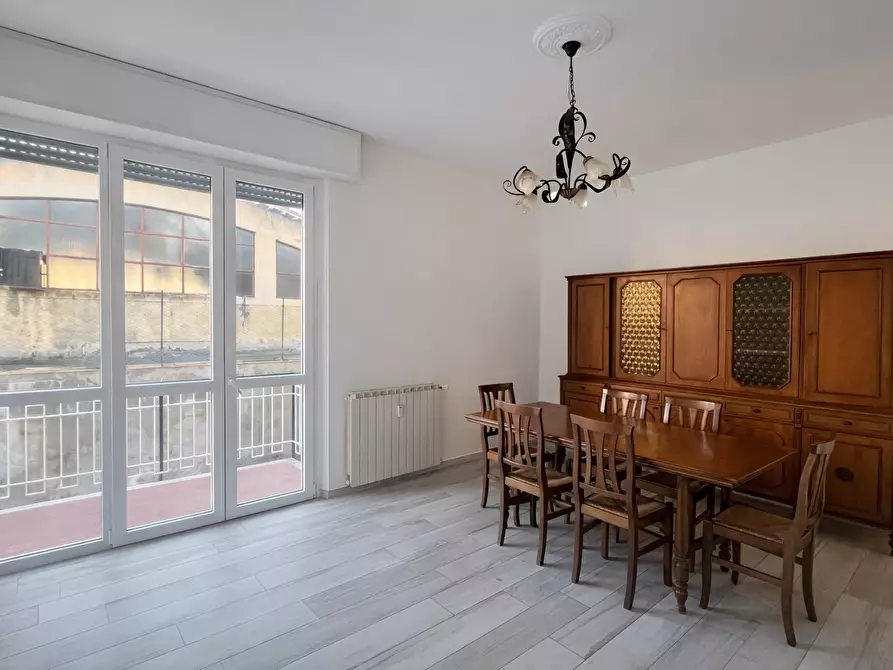 Immagine 4 di Trilocale in affitto  in via san luigi 99 a Arona