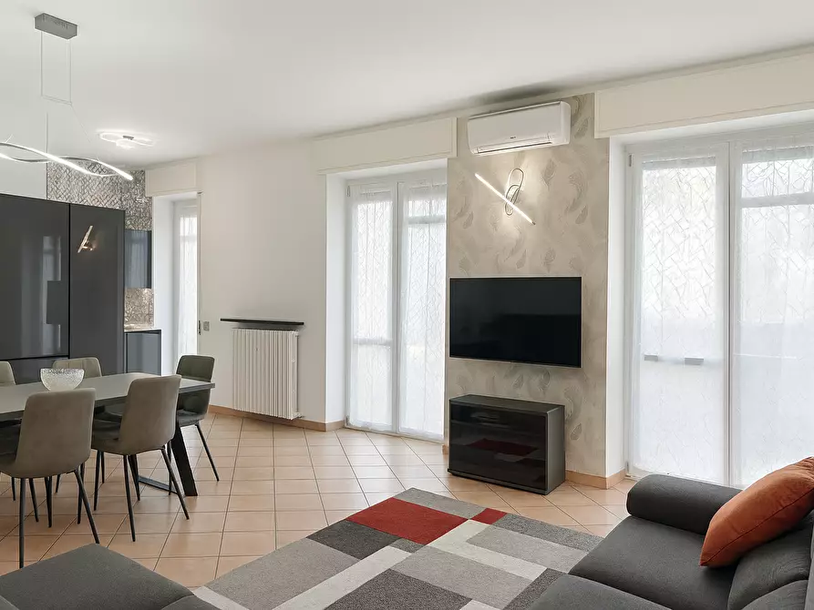 Immagine 1 di Trilocale in vendita  in Via Torino 11 a Arona