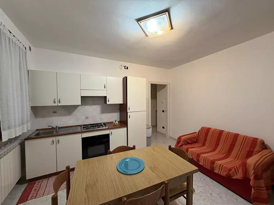 Immagine 1 di Trilocale in affitto  in Via Bottelli 1 a Arona