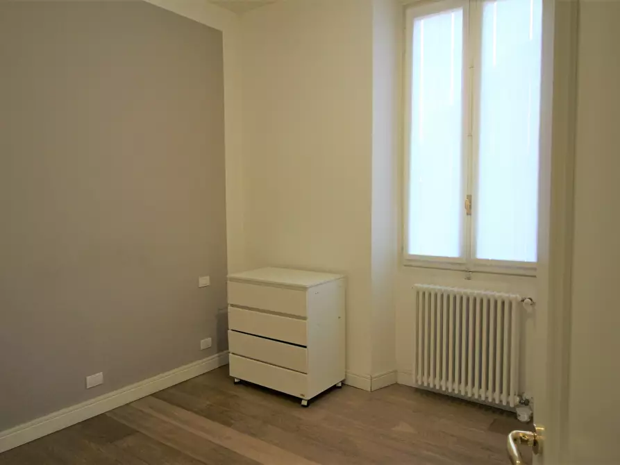 Immagine 25 di Trilocale in affitto  in Via XX Settembre 1 a Arona