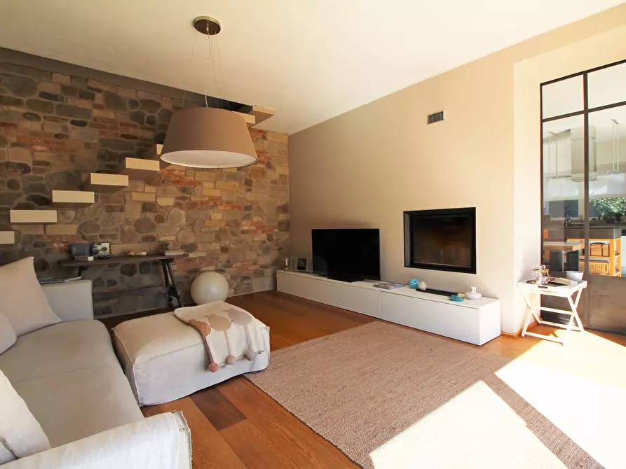 Immagine 12 di Rustico / casale in vendita  in Via Lanca 1 a Oleggio