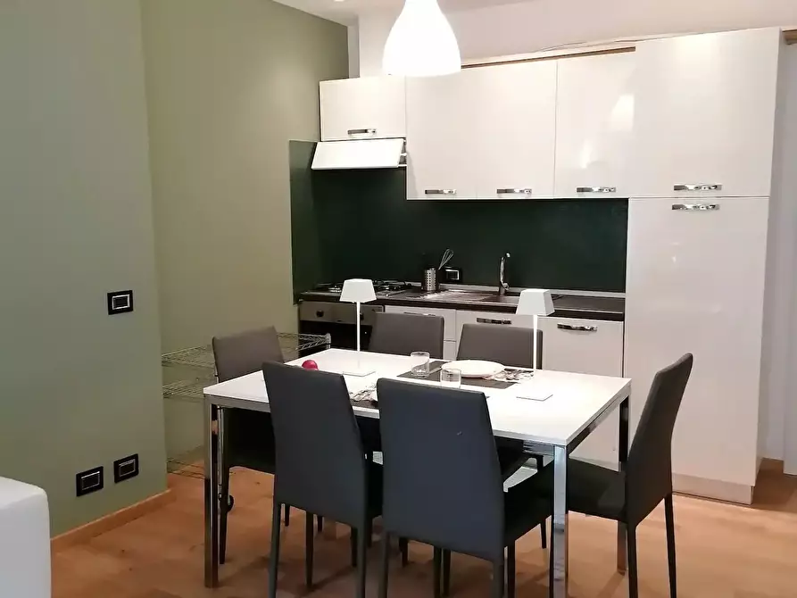Immagine 19 di Bilocale in affitto  in Corso Liberazione 1 a Arona