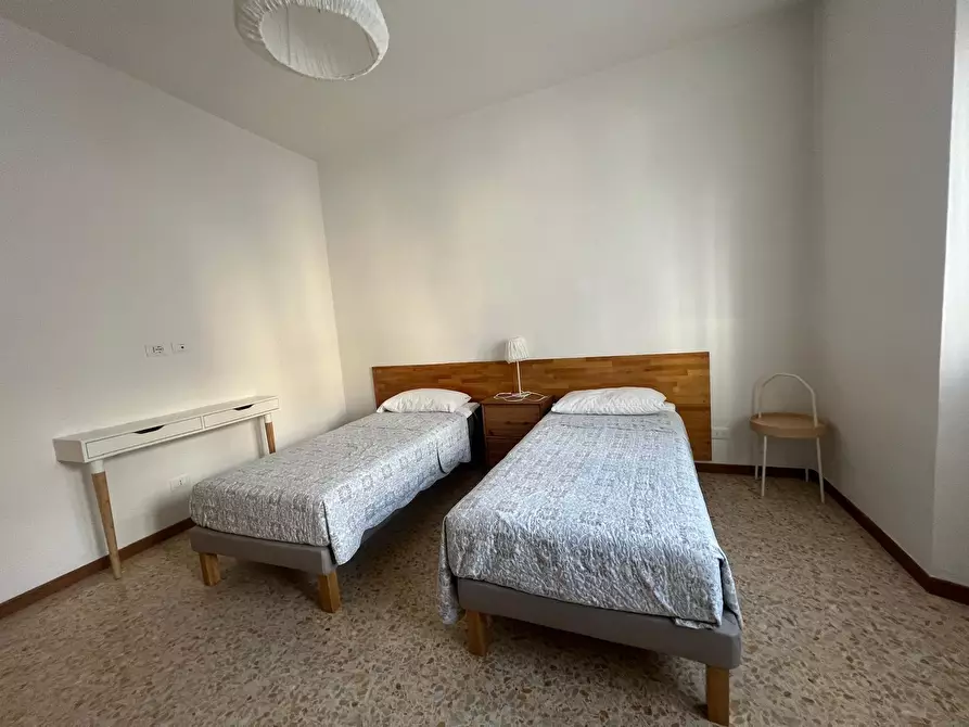 Immagine 11 di Trilocale in vendita  a Firenze