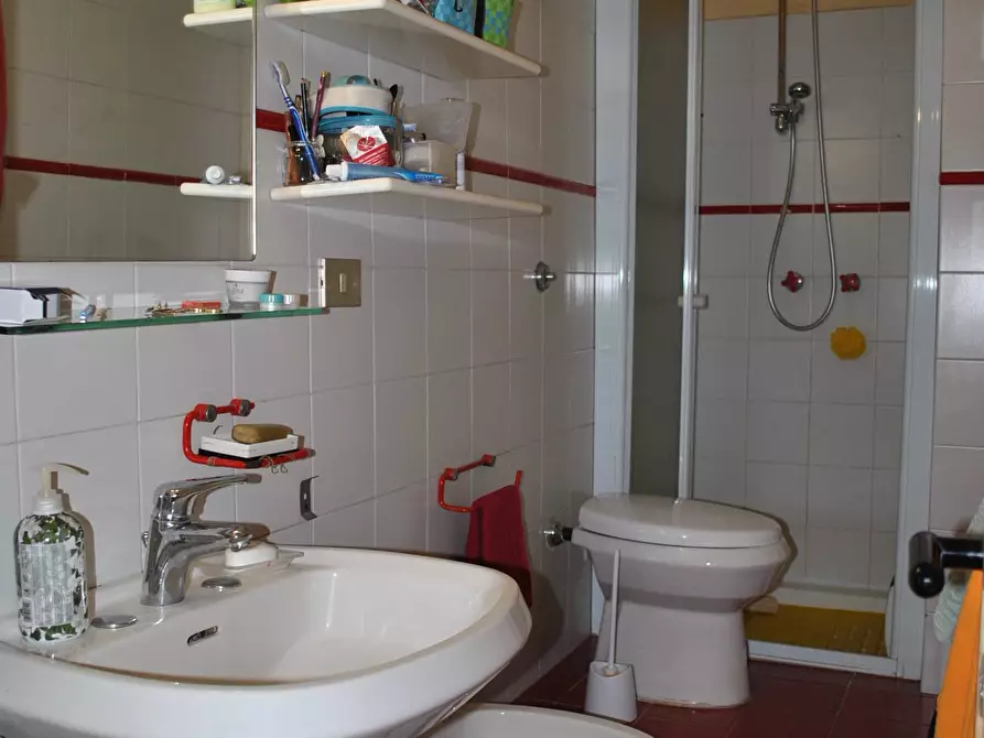 Immagine 10 di Quadrilocale in vendita  in borgo ognissanti a Firenze