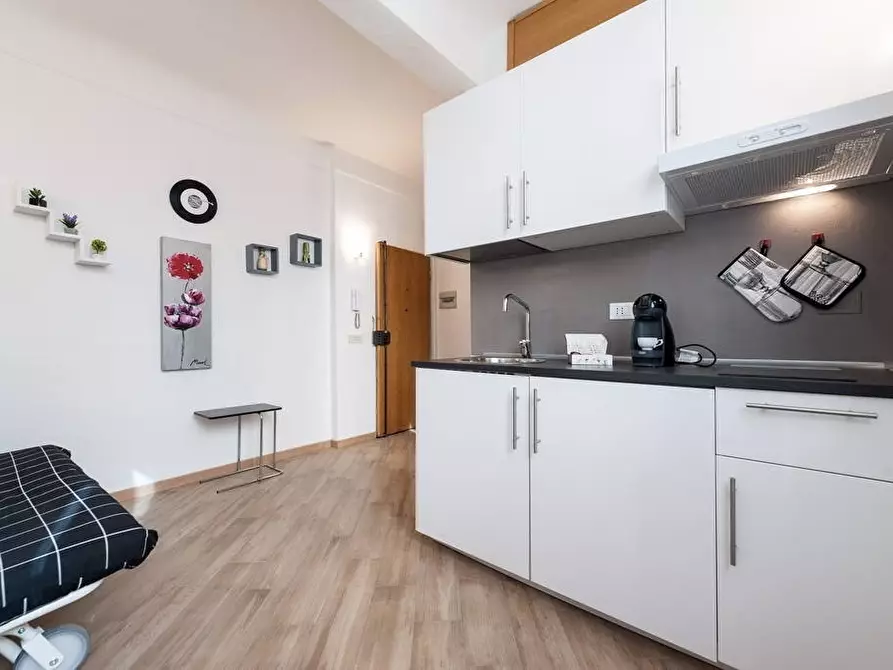 Immagine 3 di Monolocale in vendita  in Via dei Canacci a Firenze