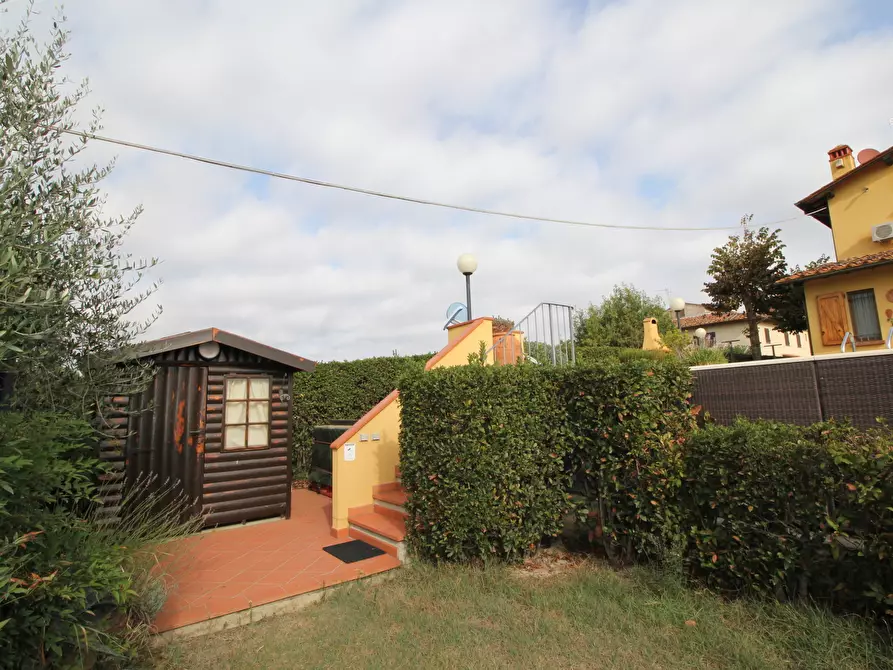 Immagine 20 di Villa in vendita  in via tortori a Montespertoli