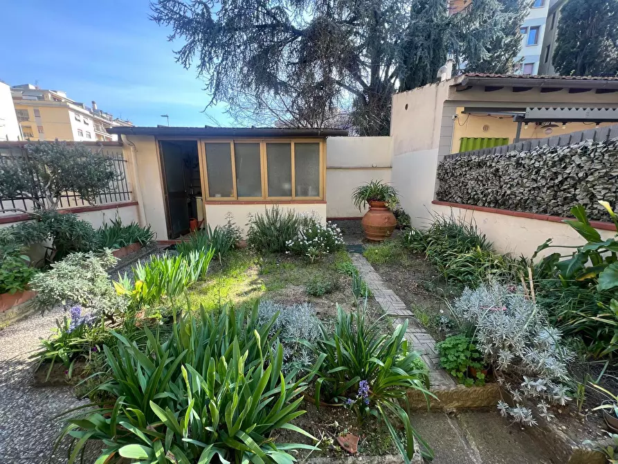 Immagine 3 di Terratetto in vendita  in Via di Rocca Tedalda a Firenze