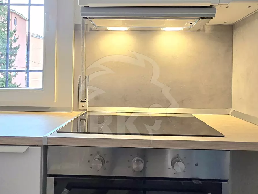 Immagine 2 di Trilocale in affitto  in Via Pellizza da Volpedo 30 a Bologna