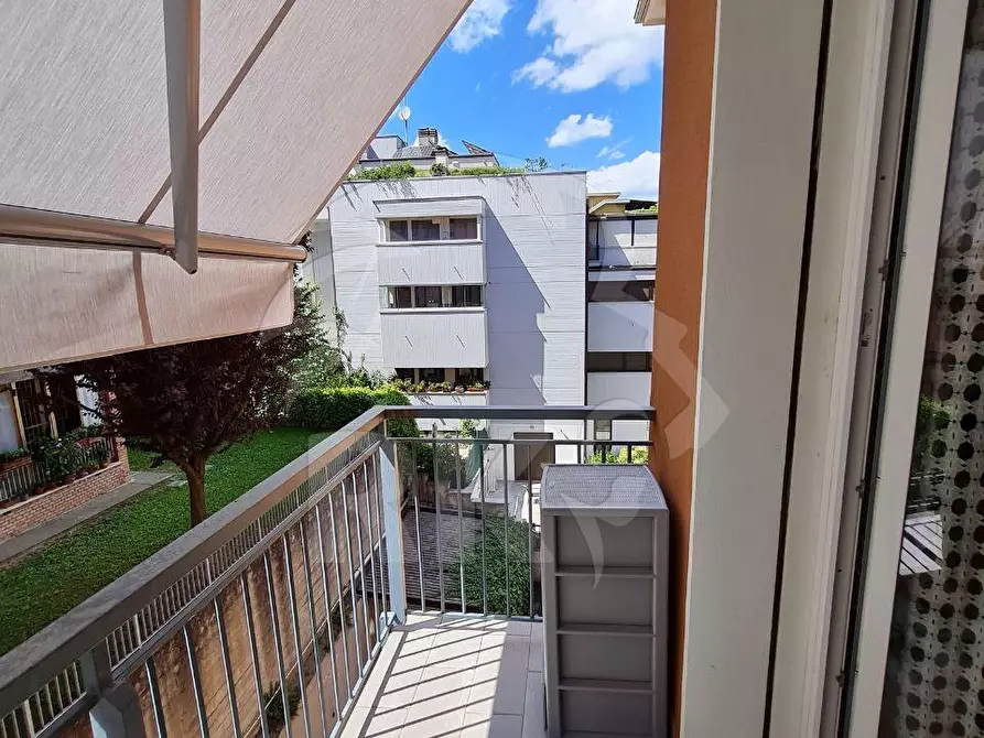 Immagine 21 di Trilocale in vendita  in Via San Mamolo 153 a Bologna