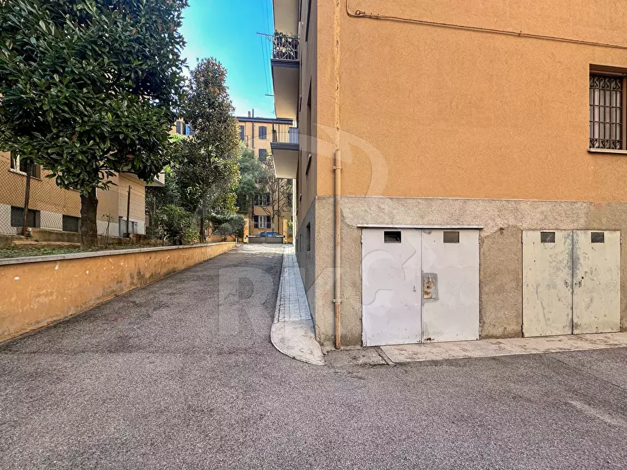 Immagine 15 di Quadrilocale in vendita  in Via del Partigiano 4 a Bologna