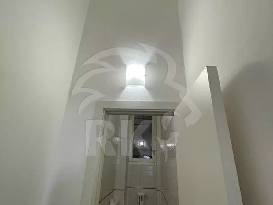 Immagine 25 di Locale commerciale in affitto  in via Milazzo a Bologna