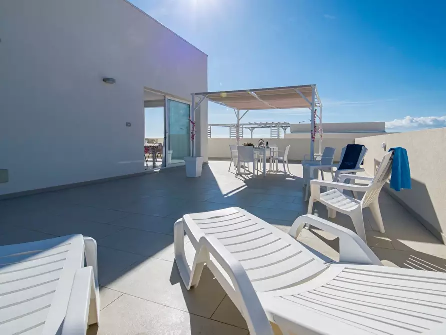 Immagine 16 di Villa in vendita  in Via Sebastiano Morale 5 a Siracusa