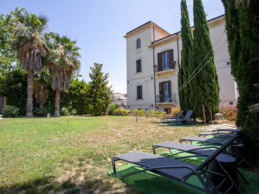 Immagine 36 di Villa in vendita  in Via pola 2 a Noto