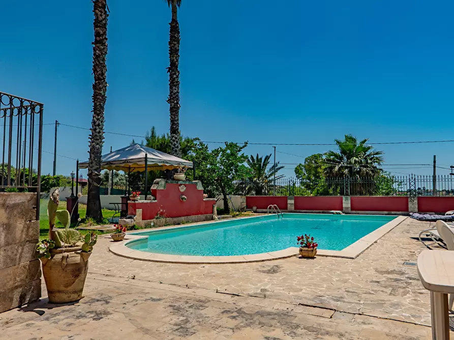 Immagine 10 di Villa in vendita  in Via Agamennone 2 a Siracusa