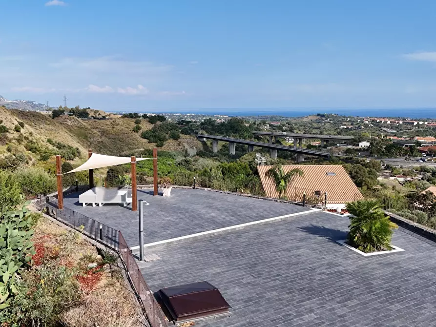 Immagine 121 di Villa in vendita  in Via Vincenzo Bellini 163 a Piedimonte Etneo