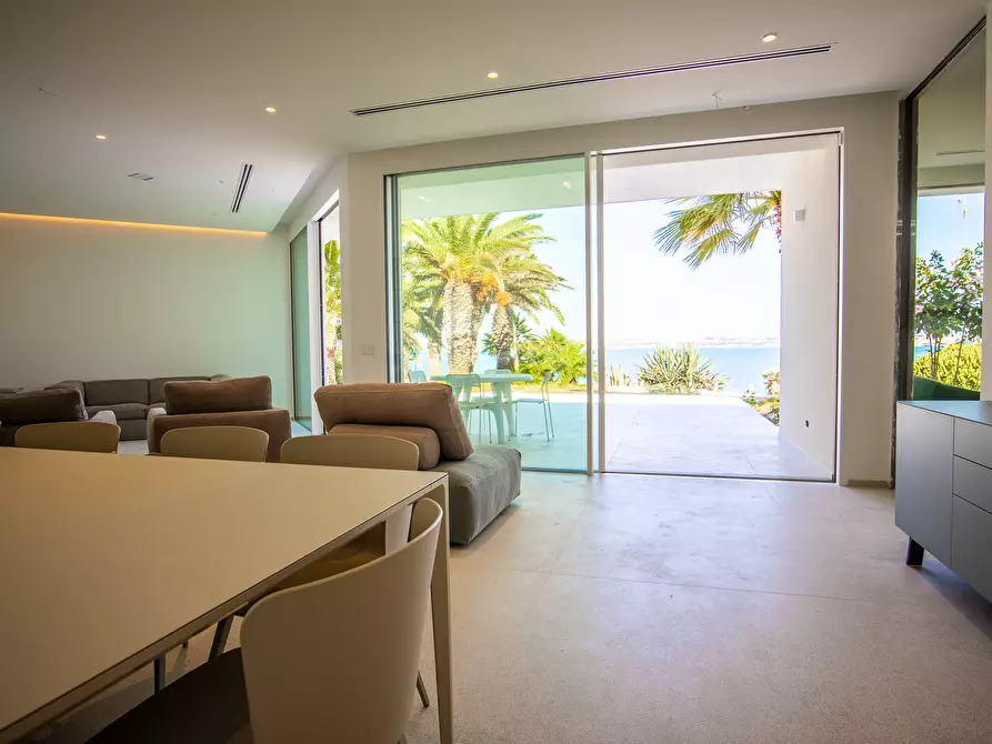 Immagine 72 di Villa in vendita  in Via La Maddalena 35 a Siracusa