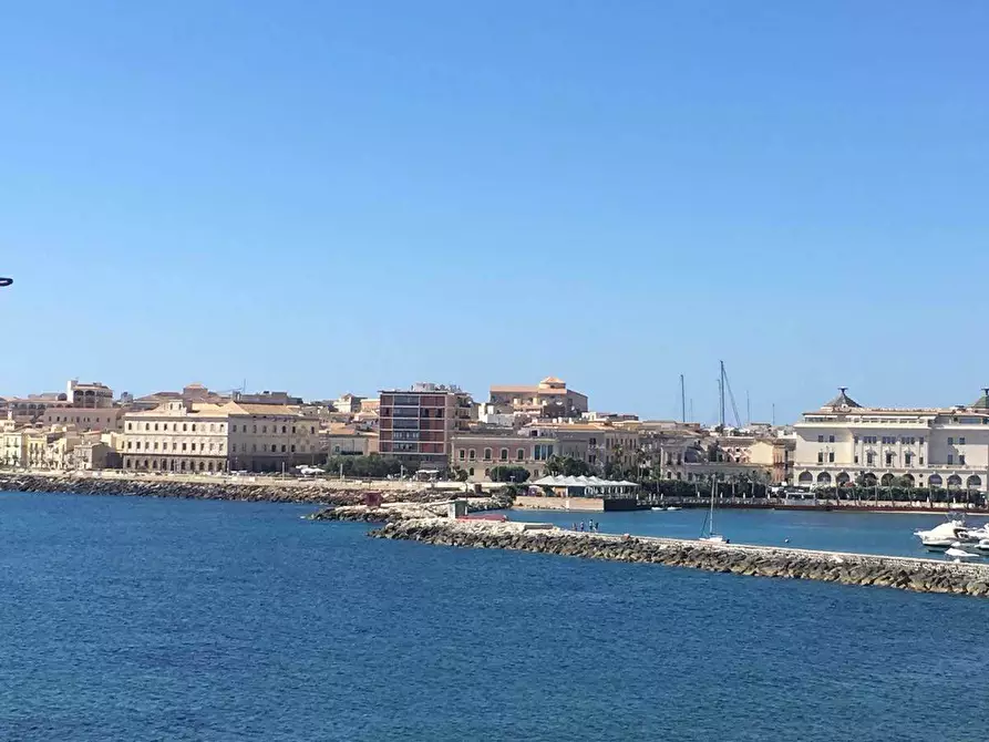 Immagine 26 di Casa indipendente in vendita  a Siracusa