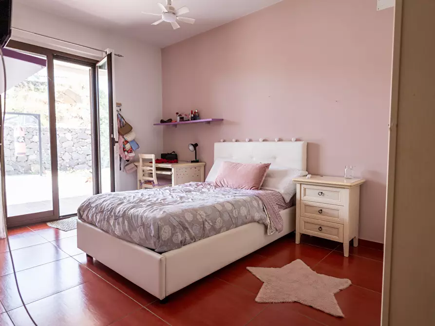 Immagine 60 di Villa in vendita  in Via Vincenzo Bellini 163 a Piedimonte Etneo