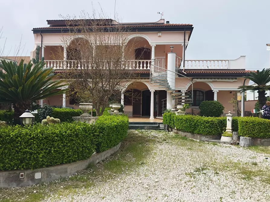 Immagine 18 di Villa in vendita  in Via Stromboli 7 a Siracusa