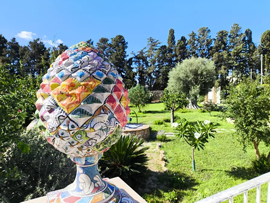 Immagine 35 di Villa in vendita  a Siracusa