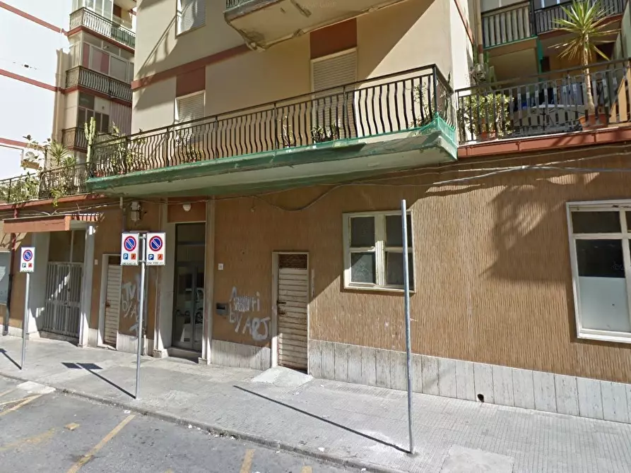 Immagine 3 di Locale commerciale in vendita  in Via Toscana 13 a Siracusa
