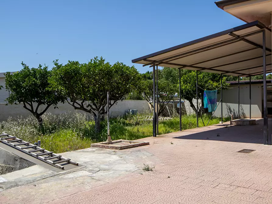 Immagine 36 di Villa in vendita  in Via Vasco de Gama a Siracusa