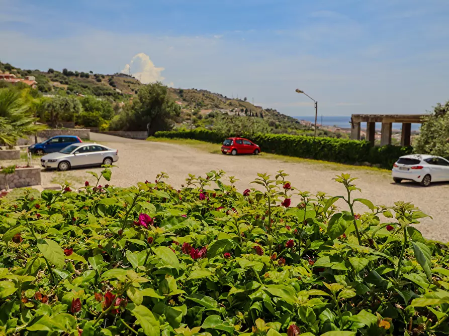 Immagine 18 di Terratetto in vendita  a Taormina
