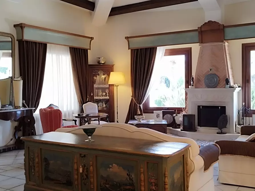 Immagine 7 di Villa in vendita  in Strada Tremmilia 143 a Siracusa