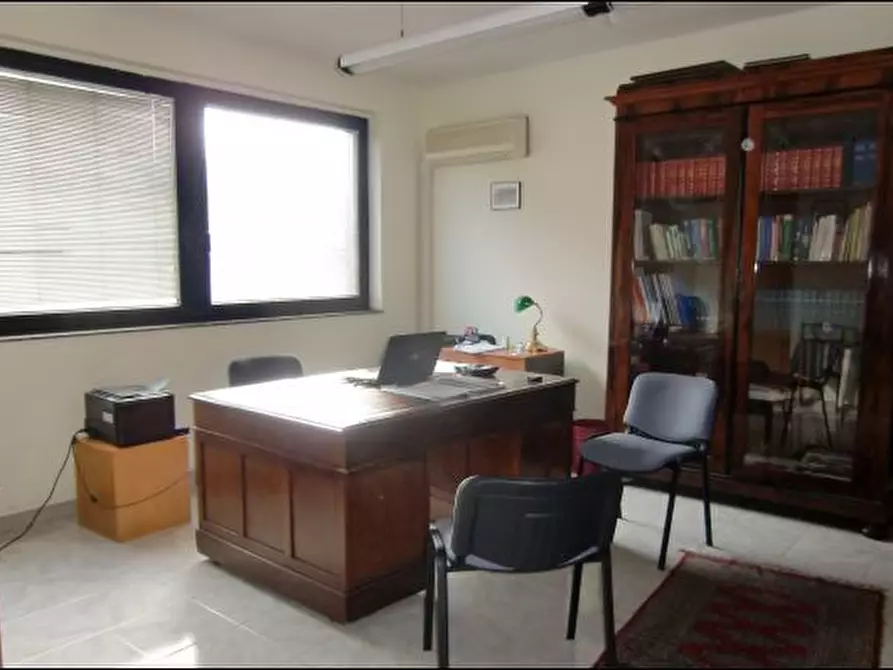 Immagine 2 di Ufficio in affitto  in viale teracati 39 a Siracusa