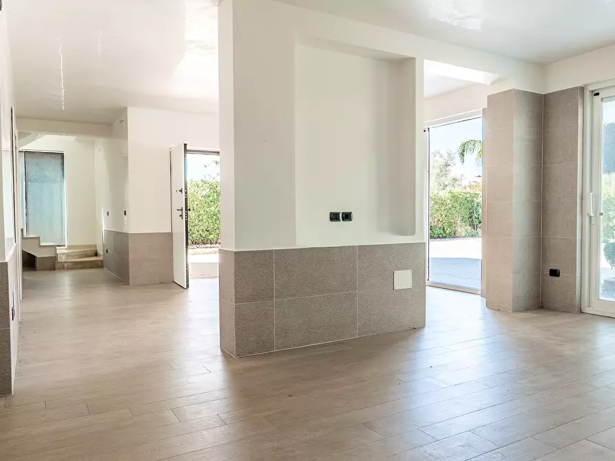 Immagine 21 di Villa in vendita  in Via dell'Airone 3 a Siracusa