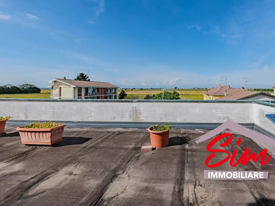 Immagine 51 di Villa in vendita  in Via Roncaglione snc a Casalino